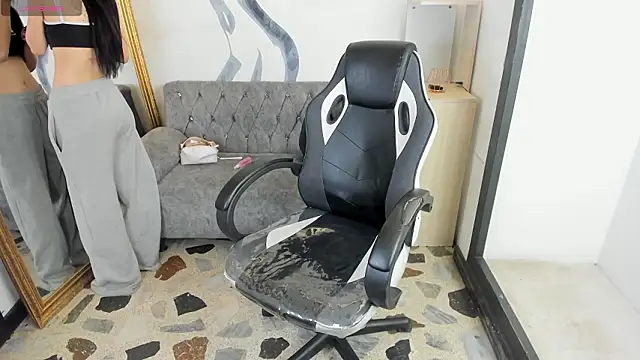 lorraineHunter online show from March 2026 12:21:01 PM