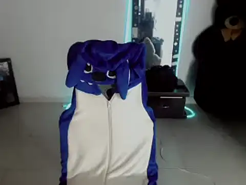 nebullax mcqueen online show from March 2026 06:15:01 AM