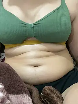 Snapshot of unicornbabe23 chatting on April 2026 07:31:01 AM unicornbabe23 online show from April 2026 07:31:01 AM