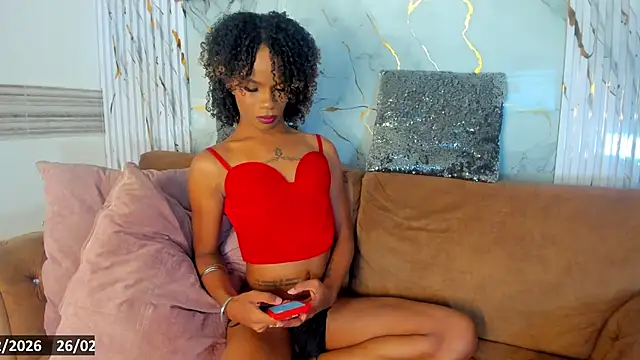 Snapshot of Thiana_Rogers chatting on February 2026 08:19:02 PM Thiana Rogers online show from February 2026 08:19:02 PM