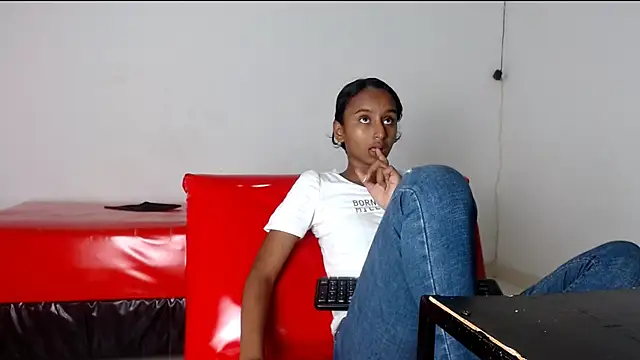 Snapshot of valeryskinnyvagi chatting on April 2026 12:00:02 AM valeryskinnyvagi online show from April 2026 12:00:02 AM