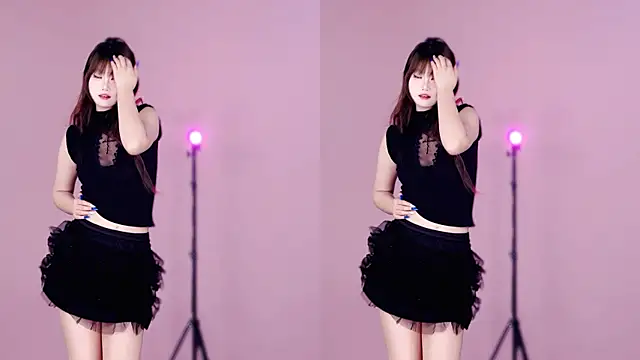 Snapshot of A-lucky-001 chatting on April 2026 03:10:02 PM A-lucky-001 online show from April 2026 03:10:02 PM