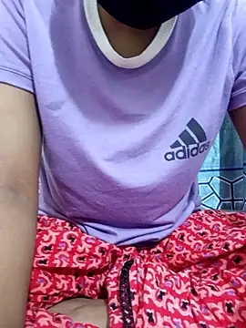 Cute Queen Noor online show from February 2026 01:17:01 PM