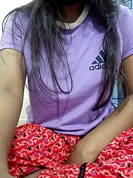 Cute Queen Noor online show from February 2026 01:07:02 PM