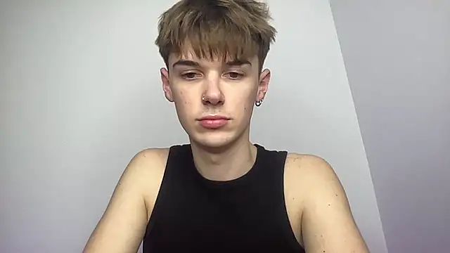 Snapshot of YourMilkyGuy chatting on February 2026 04:14:02 PM YourMilkyGuy online show from February 2026 04:14:02 PM