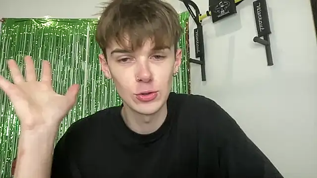 Snapshot of YourMilkyGuy chatting on March 2026 04:35:01 PM YourMilkyGuy online show from March 2026 04:35:01 PM