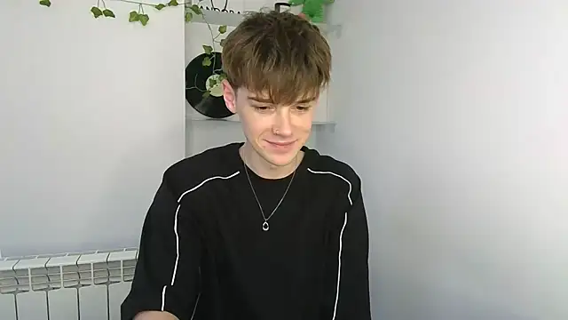 YourMilkyGuy online show from March 2026 03:15:02 PM