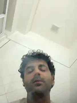 Snapshot of elia2711 chatting on February 2026 03:57:01 PM elia2711 online show from February 2026 03:57:01 PM