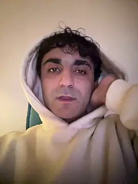 Snapshot of elia2711 chatting on March 2026 10:25:01 PM elia2711 online show from March 2026 10:25:01 PM