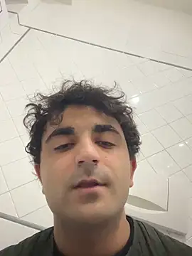 Snapshot of elia2711 chatting on March 2026 12:10:02 PM elia2711 online show from March 2026 12:10:02 PM