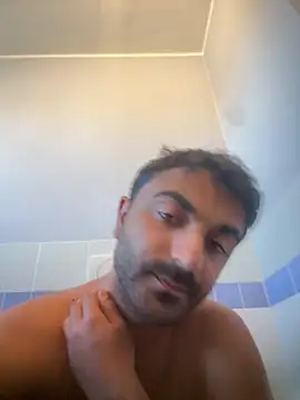 Snapshot of elia2711 chatting on April 2026 03:32:02 PM elia2711 online show from April 2026 03:32:02 PM