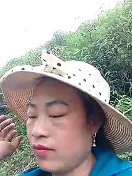 Snapshot of Nhoccon90 chatting on April 2026 05:06:01 AM Nhoccon90 online show from April 2026 05:06:01 AM