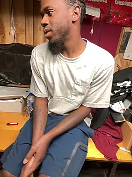 pussyeater - online show from April 2026 01:33:02 PM