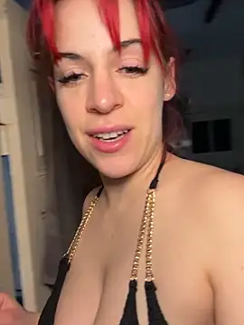 Snapshot of Roxysophie chatting on February 2026 06:34:02 AM Roxysophie online show from February 2026 06:34:02 AM