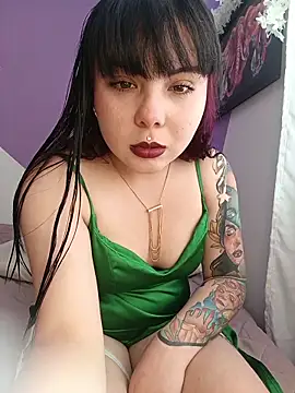 Yulska online show from April 2026 01:15:01 PM