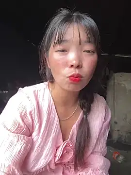 Snapshot of cuty_lusy chatting on June 2026 02:35:01 AM cuty lusy online show from June 2026 02:35:01 AM