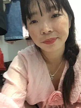 Snapshot of cuty_lusy chatting on June 2026 03:25:01 AM cuty lusy online show from June 2026 03:25:01 AM