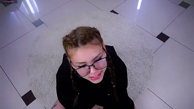 SulemaNeugin online show from March 2026 01:38:01 AM