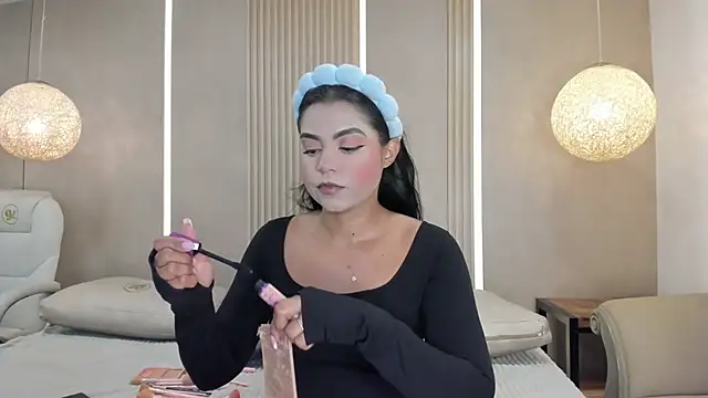 Snapshot of eva_lain chatting on July 2026 12:07:02 PM eva lain online show from July 2026 12:07:02 PM