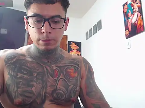 maxstrom111 online show from February 2026 03:27:01 AM