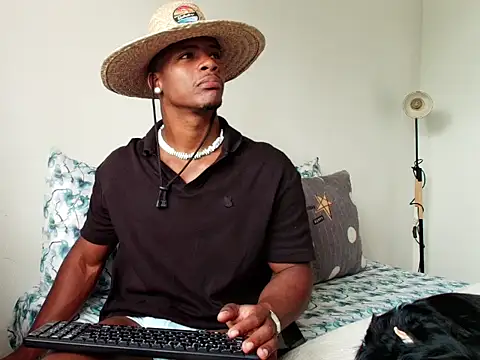 Snapshot of Lebron_black_ chatting on March 2026 05:08:01 PM Lebron black online show from March 2026 05:08:01 PM