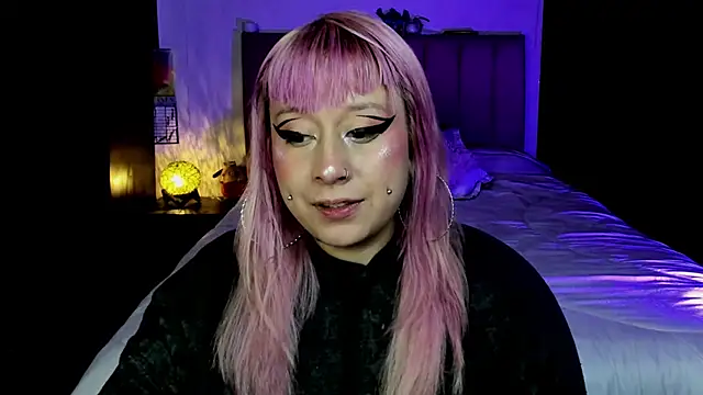 Snapshot of Alicefoxxx_wonderlandxxx chatting on April 2026 11:13:01 PM Alicefoxxx wonderlandxxx online show from April 2026 11:13:01 PM