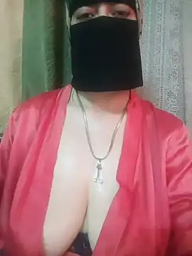 Snapshot of Nada_Oh chatting on June 2026 09:42:02 PM Nada Oh online show from June 2026 09:42:02 PM