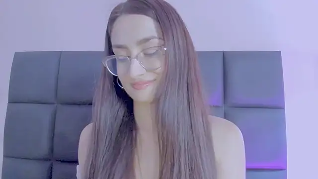AndraCyruss online show from June 2026 12:16:02 AM