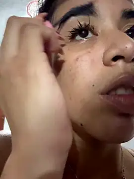 Woo isDaphne online show from March 2026 11:09:02 PM