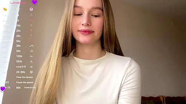 Viktoria Vibes online show from April 2026 03:04:02 PM