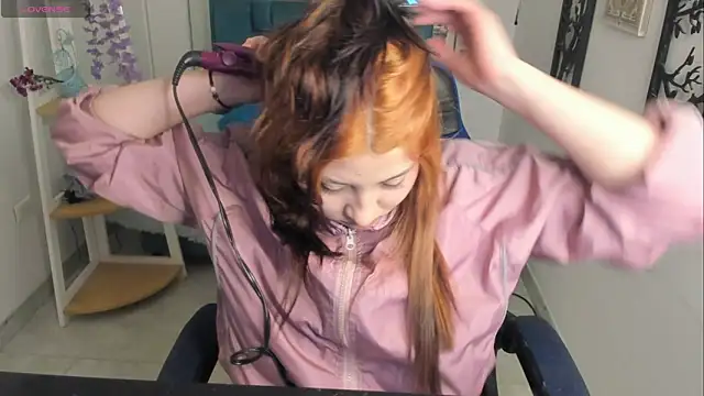 Snapshot of bloom_winxx chatting on February 2026 04:01:02 AM bloom winxx online show from February 2026 04:01:02 AM