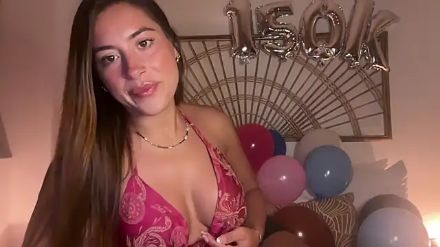 Snapshot of karinaaaxx chatting on April 2026 11:08:02 AM karinaaaxx online show from April 2026 11:08:02 AM