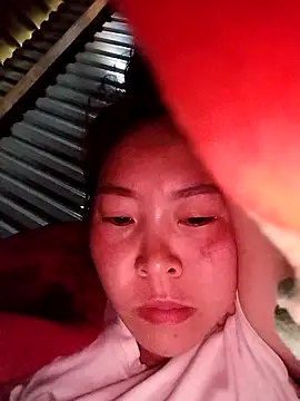 Snapshot of Yiyoongg chatting on February 2026 11:38:02 PM Yiyoongg online show from February 2026 11:38:02 PM