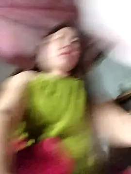 Yiyoongg online show from March 2026 01:40:02 PM