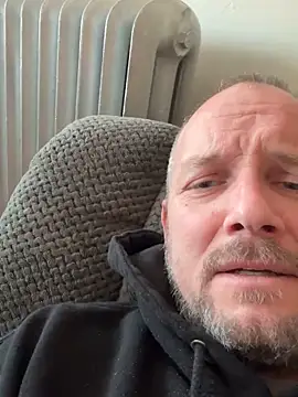 Cockluvrrrr online show from March 2026 08:26:02 PM