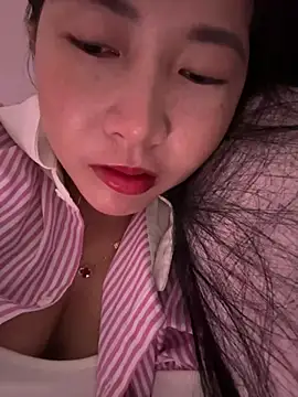 Snapshot of Chery_mup chatting on April 2026 05:10:01 AM Chery mup online show from April 2026 05:10:01 AM