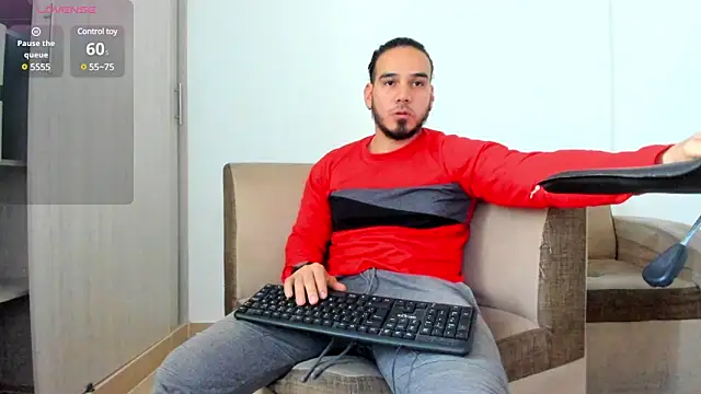 jhustin marcius online show from December 2024 08:58:01 PM