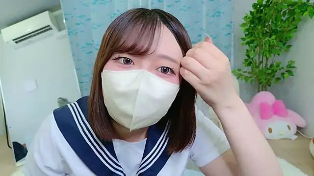 Snapshot of Saki_chanF chatting on June 2026 10:06:02 AM Saki chanF online show from June 2026 10:06:02 AM