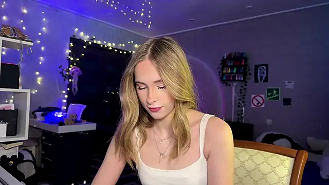 amily sunray online show from April 2026 02:40:02 PM