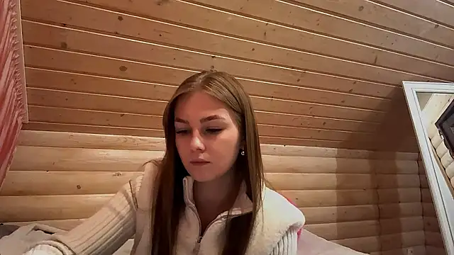 TessSamul online show from April 2026 09:39:33 PM