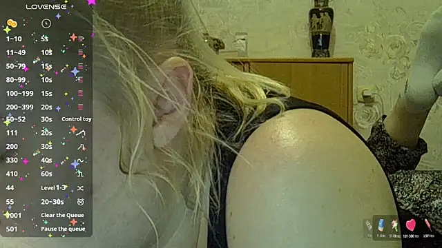 Snapshot of CurvyWild_Lady30 chatting on March 2026 08:12:01 PM CurvyWild Lady30 online show from March 2026 08:12:01 PM