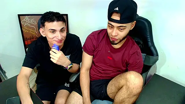 Snapshot of Xanderstone00 chatting on March 2026 01:38:02 PM Xanderstone00 online show from March 2026 01:38:02 PM