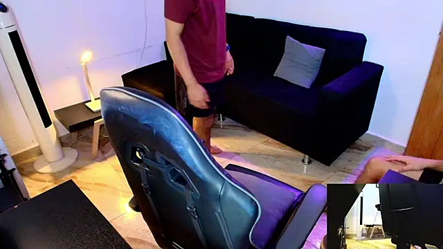 Snapshot of Xanderstone00 chatting on March 2026 10:05:02 PM Xanderstone00 online show from March 2026 10:05:02 PM