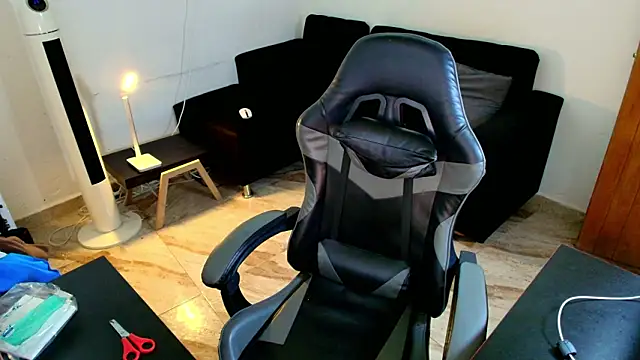 Snapshot of Xanderstone00 chatting on March 2026 04:11:02 PM Xanderstone00 online show from March 2026 04:11:02 PM