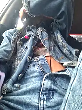 Snapshot of Alannys19 chatting on March 2026 05:45:01 PM Alannys19 online show from March 2026 05:45:01 PM