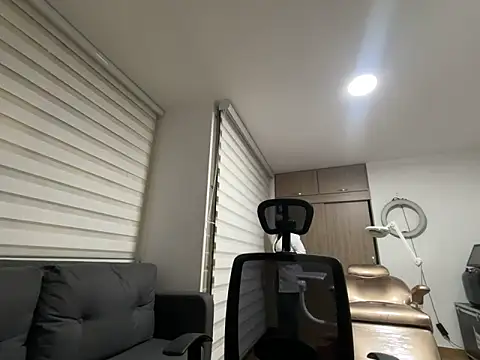 Encantadora Eva online show from February 2026 01:35:02 AM