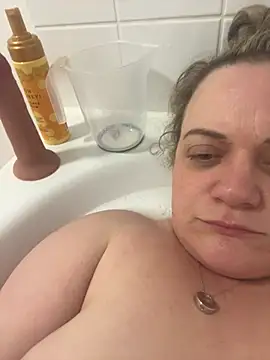 Piper Milf 36 online show from March 2026 08:01:02 PM