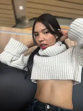 jadelaurent online show from March 2026 07:30:01 PM