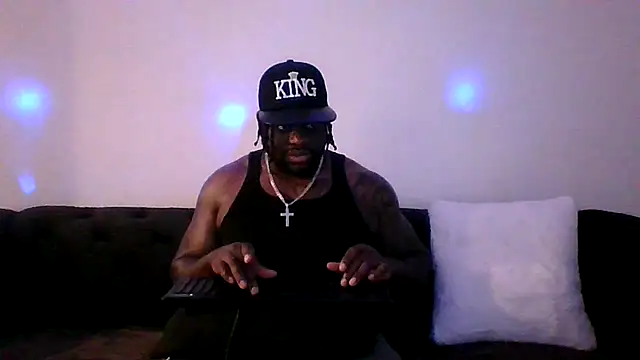 darkstallion7 online show from February 2026 06:09:01 AM