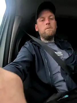 Snapshot of dave32000 chatting on February 2026 11:47:02 AM dave32000 online show from February 2026 11:47:02 AM